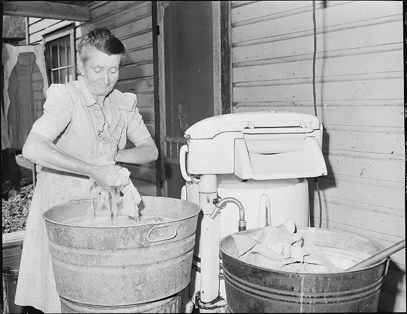 Miner's wife on washday, Bradshaw Mine, West Virginia, 1946.