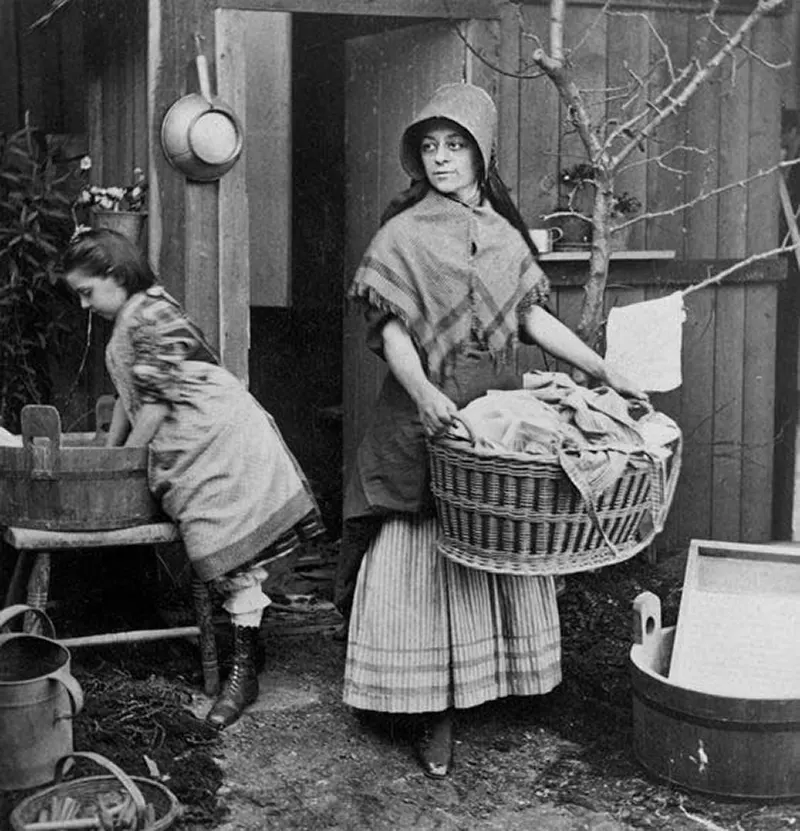 A Photographic Journey Through the Early Days of Washing Machines, 1880s-1950s