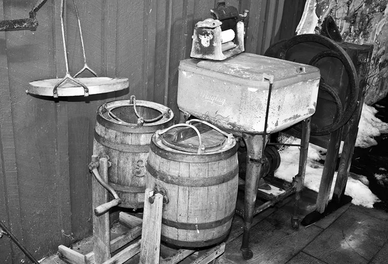 A Photographic Journey Through the Early Days of Washing Machines, 1880s-1950s