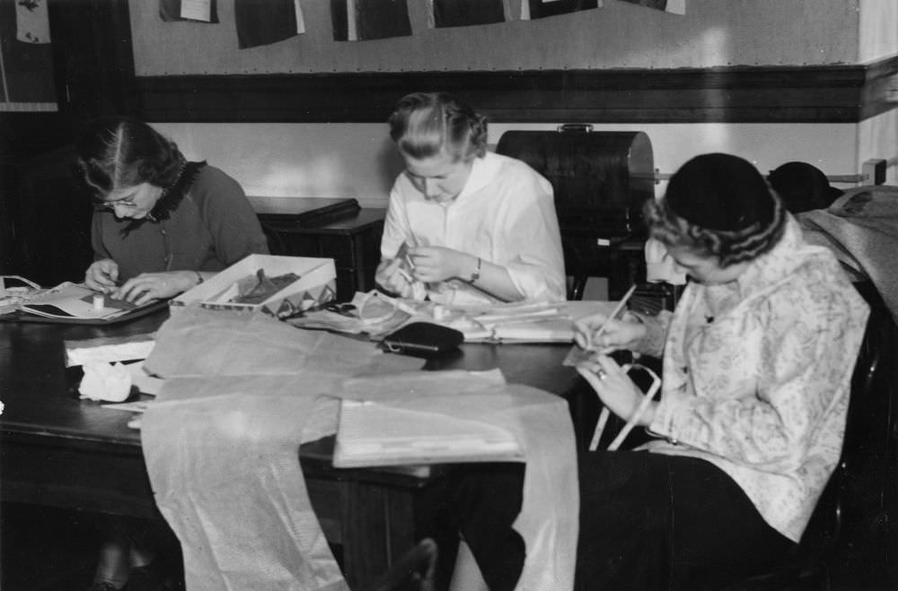 Historical Photos of Girls in Home Economics Classes from the 1920s to 1930s.