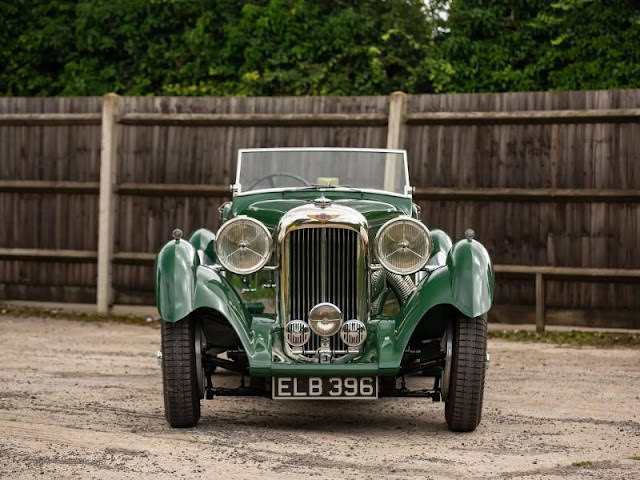 Vintage Luxury: Exploring the Lagonda LG45 Rapide
