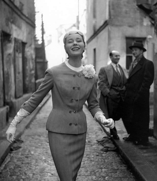 Bettina Graziani in Madeleine de Rauch suit, Elle, March 2, 1953.