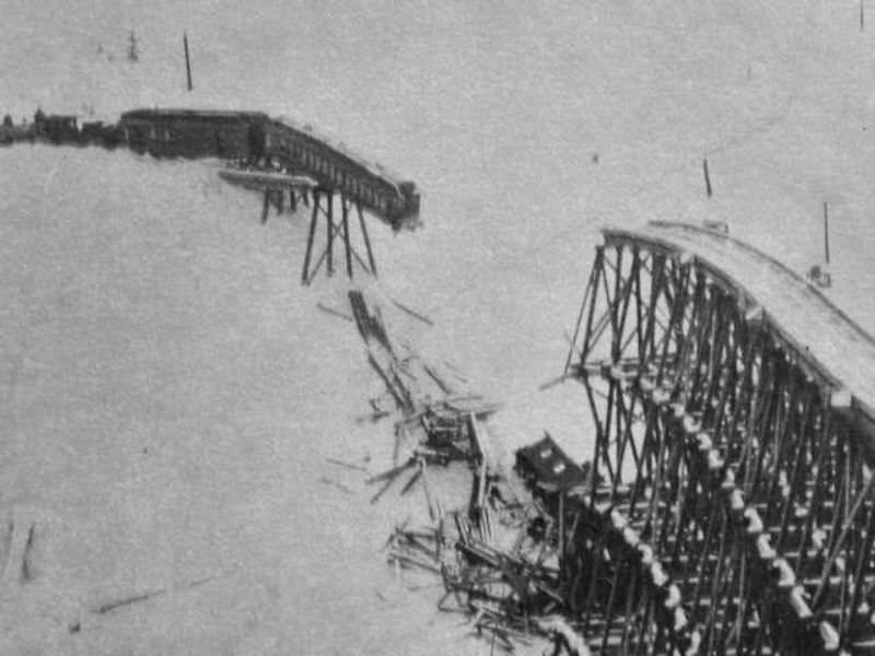 Trestle part swept by avalanche, northern Pacific railway, Feb 10, 1903.