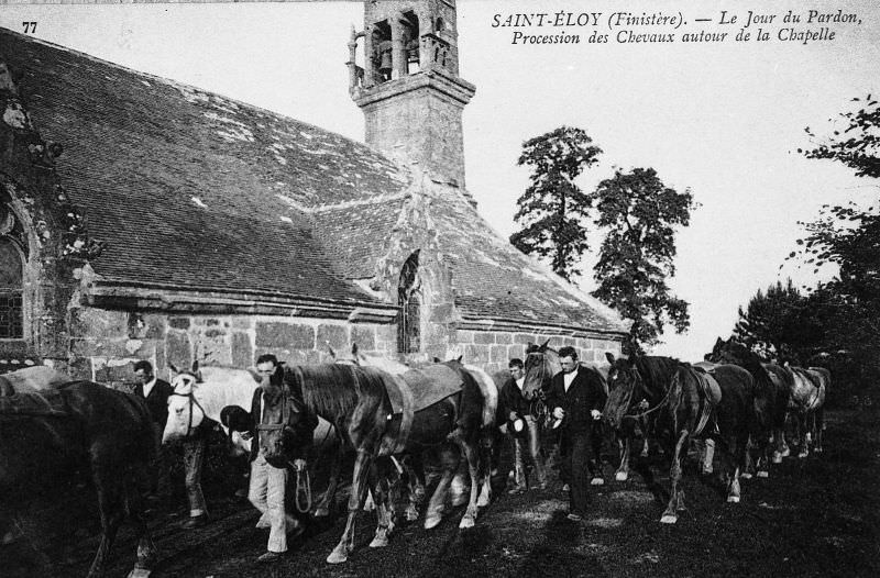 Horse procession on pardon day in Saint-Eloy.