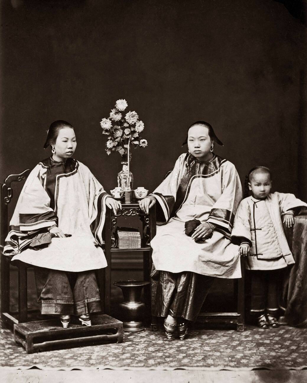 Rare Historic Photos of China in the 1860s that Reveal the Landscape, Architecture, and People of a Distant Time