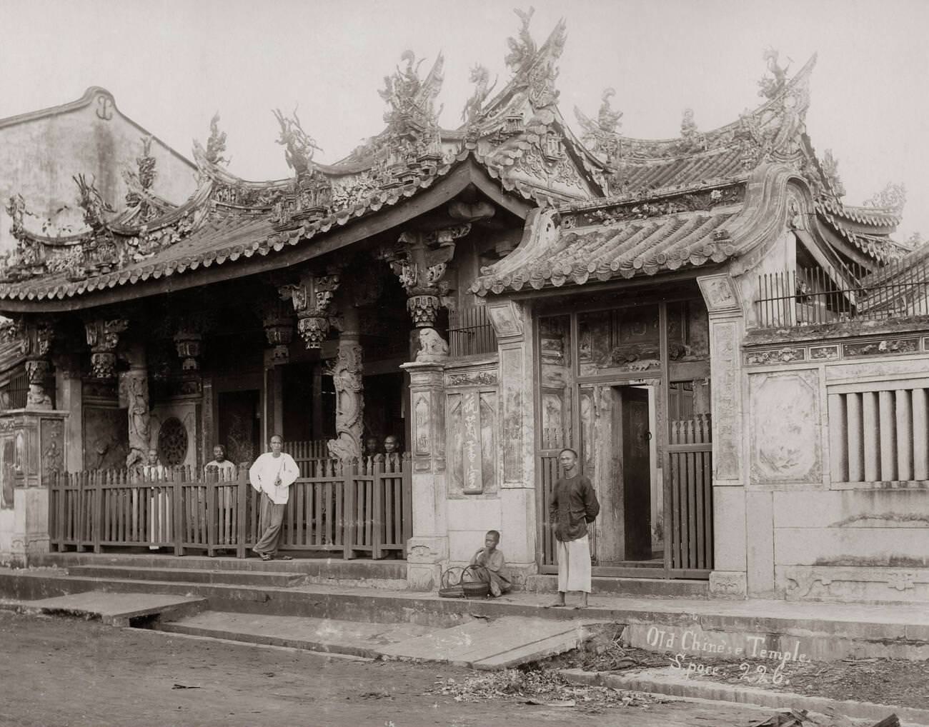 Rare Historic Photos of China in the 1860s that Reveal the Landscape, Architecture, and People of a Distant Time