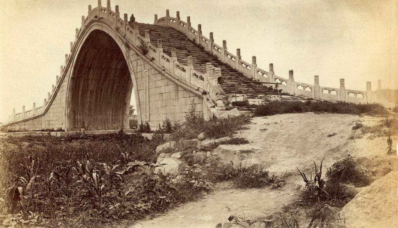 Liu-Kuo-Tzu Bridge in Wan-Shou-Shan, near Beijing, 1869.