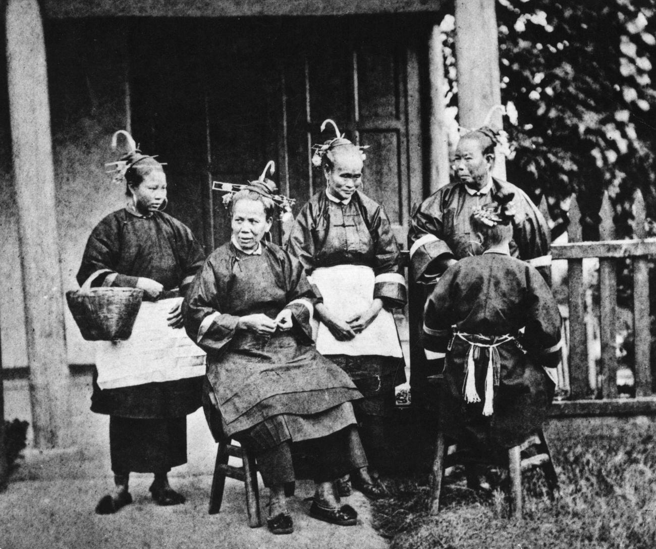 Chinese Peasants, Women in Field Work, Foochow, 1874