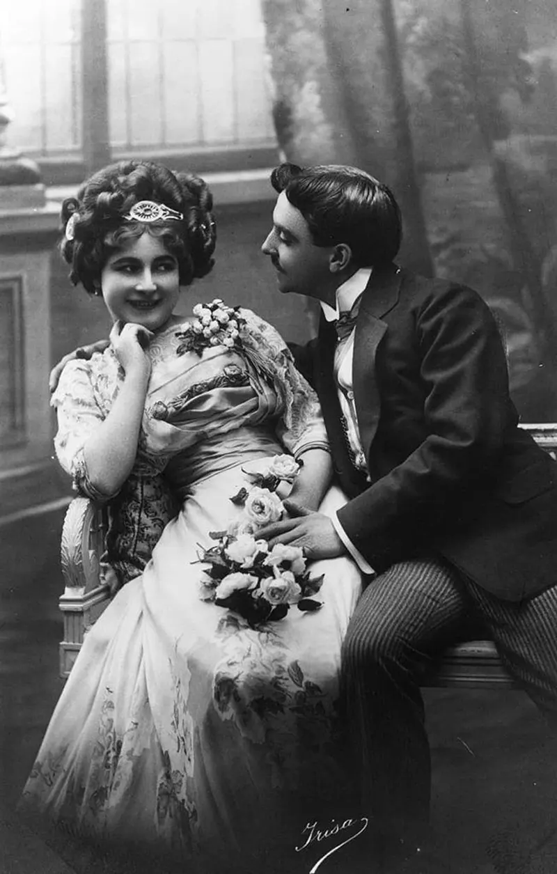 Courting Victorian couple, 1890.