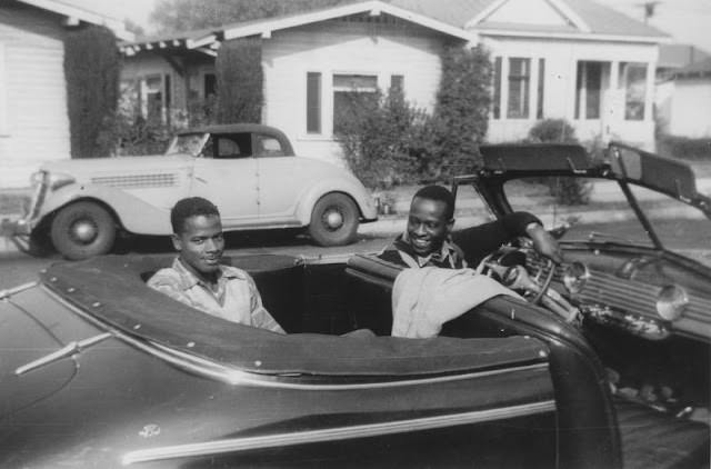 Vintage Photos that Show the Daily Life, Fashion, and Spirit of the 1940s