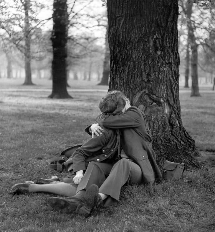English ATS and US sergeant kissing, 1945.