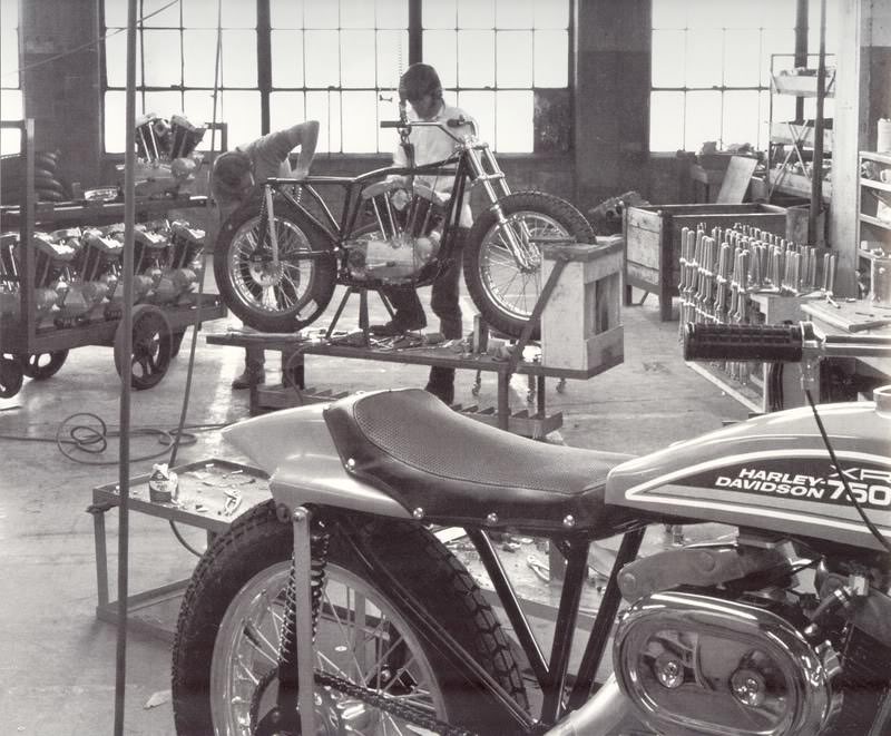 Historical Photos of Harley-Davidson Motorcycles and Production in Their Infancy from the Early 20th Century