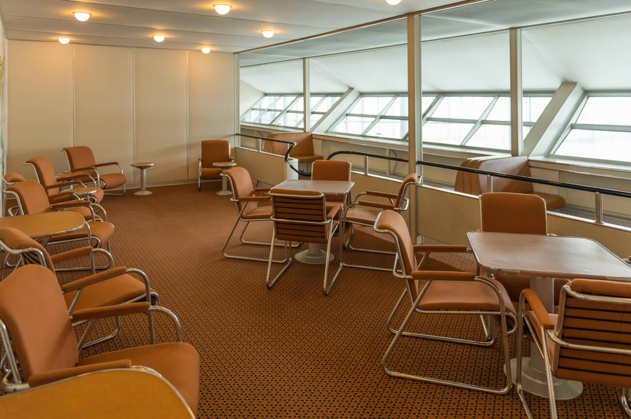 Cabin Lounge of Zeppelin Hindenburg