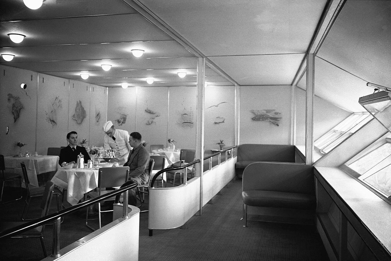 Dining Area Inside Hindenburg Airship, 1930s