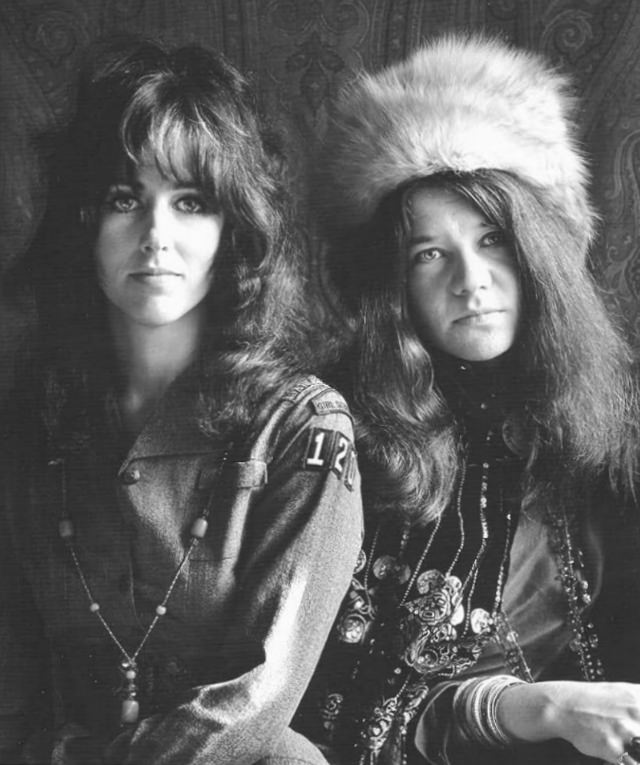 The Faces of Rock's Golden Age: Janis Joplin and Grace Slick in Jim Marshall's 1967 Photos