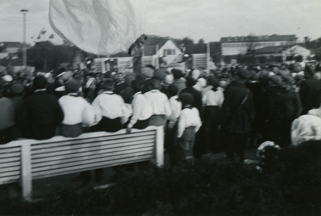 1930s Moscow Through the Lens of Eirik Sundvor: A Norwegian Journalist's Perspective