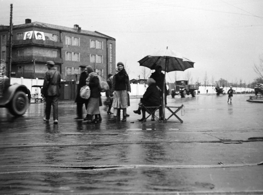 1930s Moscow Through the Lens of Eirik Sundvor: A Norwegian Journalist's Perspective