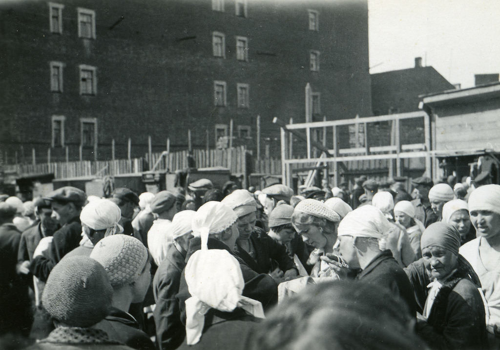 1930s Moscow Through the Lens of Eirik Sundvor: A Norwegian Journalist's Perspective