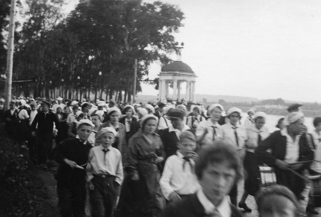 1930s Moscow Through the Lens of Eirik Sundvor: A Norwegian Journalist's Perspective
