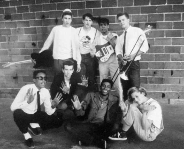 Fascinating Photos of The Early Days of No Doubt from the late 1980s