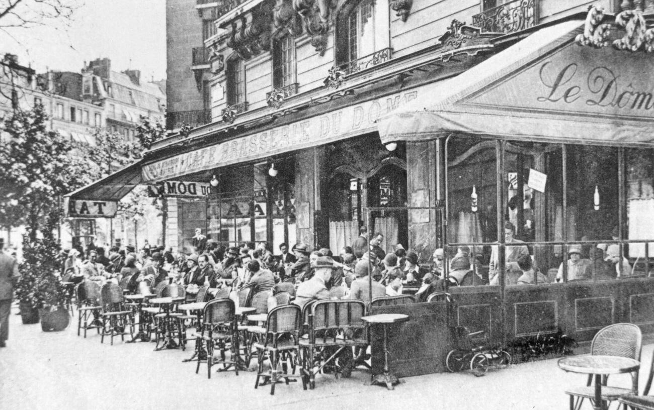 The Cafe Brasserie du Dome, Montparnasse, Paris, 1925
