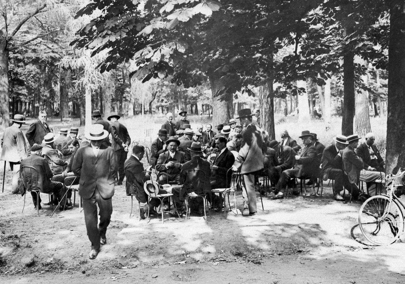 The Little Coffee House at the Bois De Boulogne, Paris, 1936