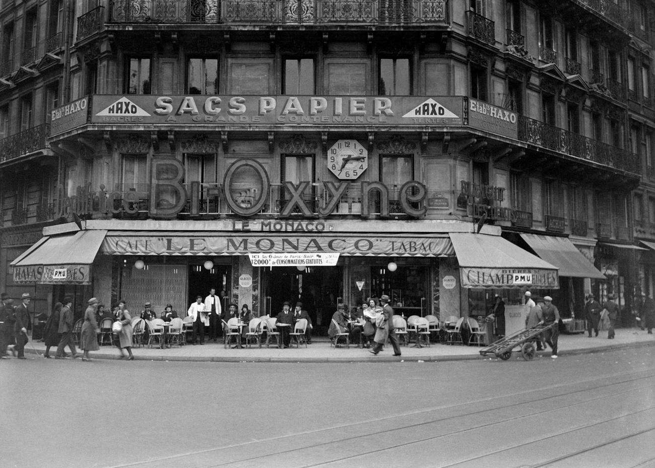 Cafe Le Monaco in Paris, 1930