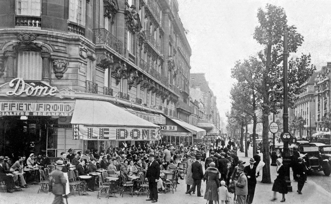 Le Dome Cafe, Montparnasse, Paris, Postcard, Circa 1935