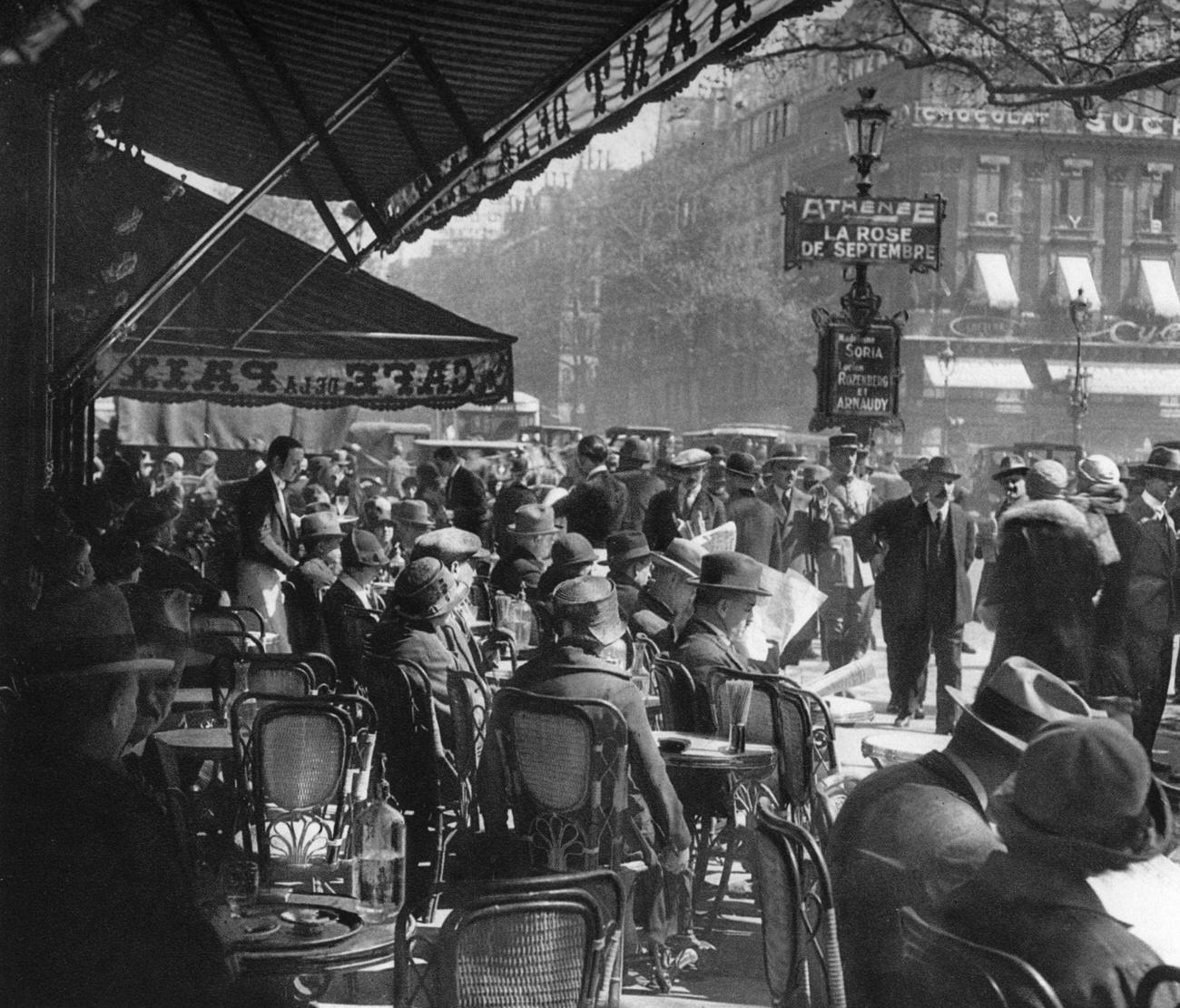 Cafe de la Paix, Paris, 1937