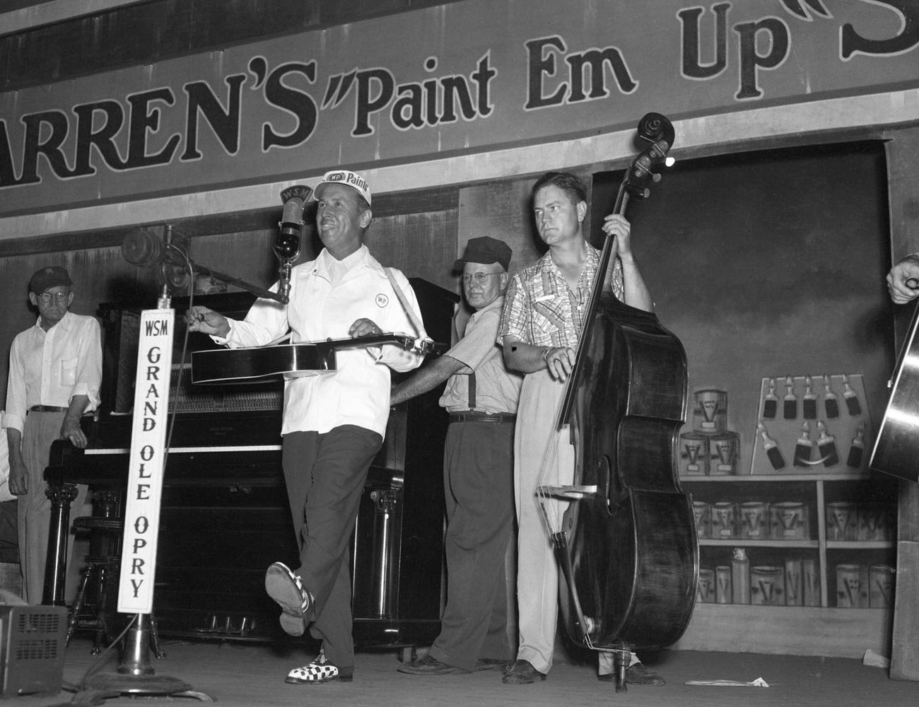 Country singer Lew Childre performing at the Grand Ole Opry, circa 1950, Nashville, Tennessee.