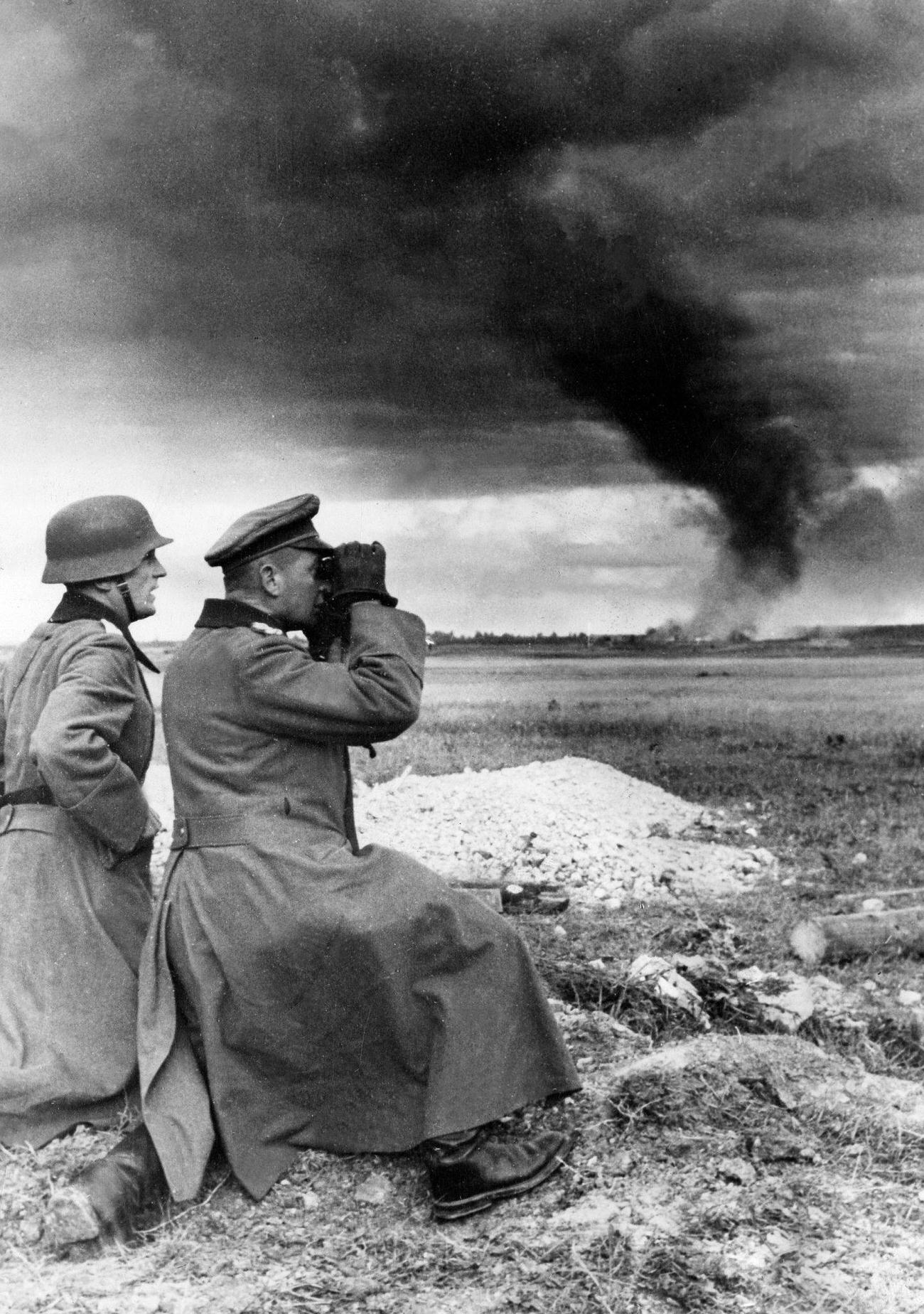 German Soldiers Watching Attacks on Russian Defense Line, Leningrad, 1941