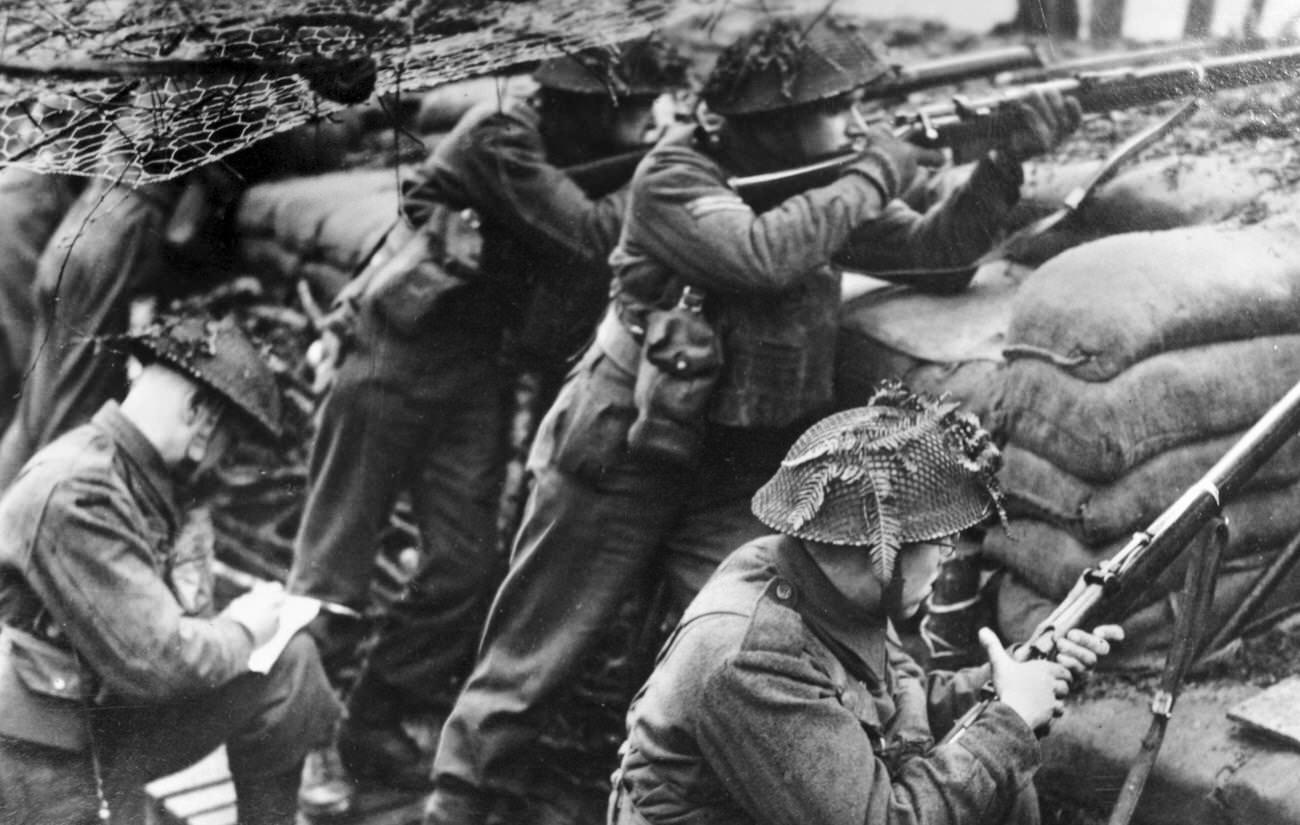 Warwickshire Regiment Riflemen in Battle of France, 1940