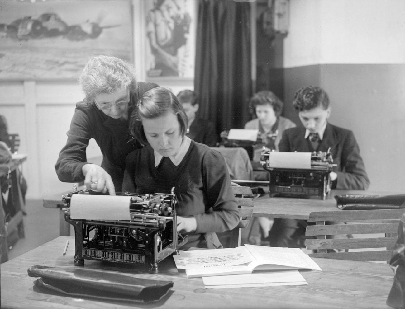 Women Learning to Type with 'Imperial', 1944
