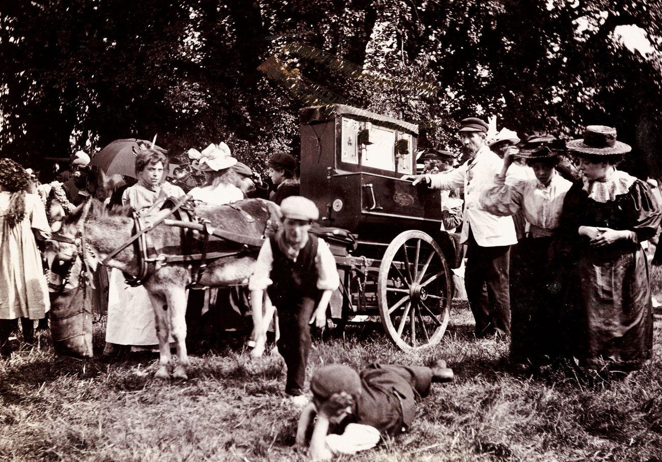 Barrel organ at a fair on Hampstead Heath, 1898.
