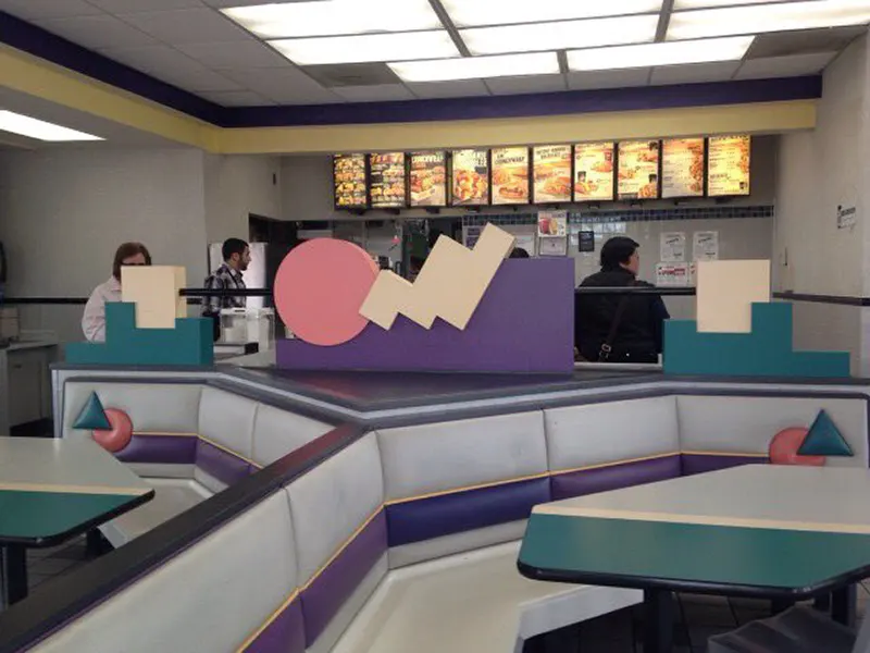 Dine-in Taco Bell, 1990s.