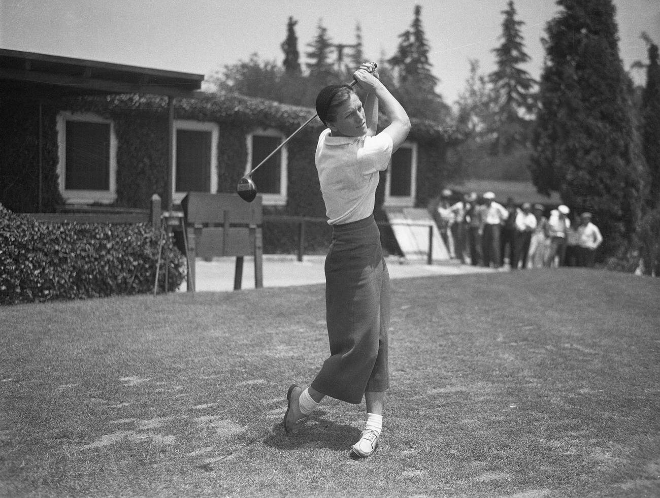 Babe Didrikson golfing, Los Angeles, 1933.