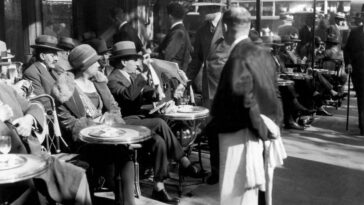 Paris Cafes 1920s