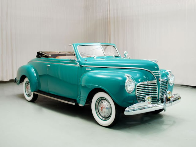 The Unique Characteristics of the 1942 Plymouth Special Deluxe Convertible Coupe