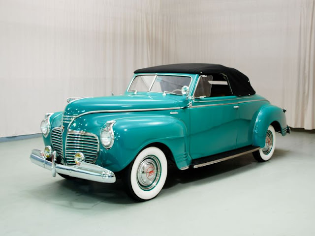 The Unique Characteristics of the 1942 Plymouth Special Deluxe Convertible Coupe