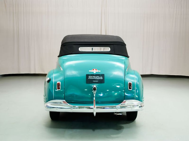 The Unique Characteristics of the 1942 Plymouth Special Deluxe Convertible Coupe