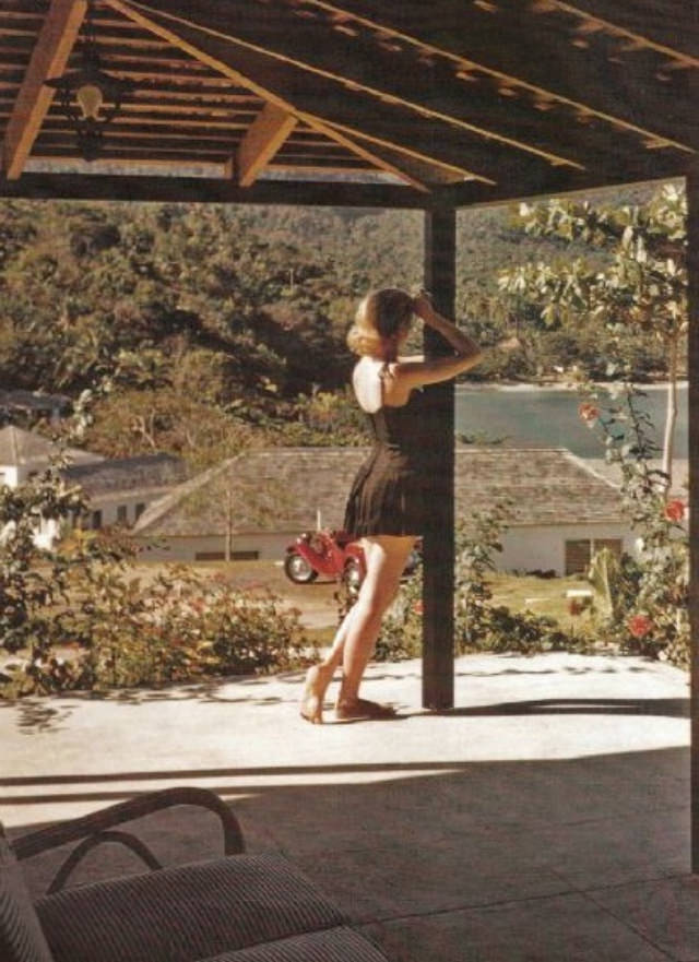 Snapshots of Grace Kelly's Serene 1955 Vacation in Jamaica's Tropical Paradise