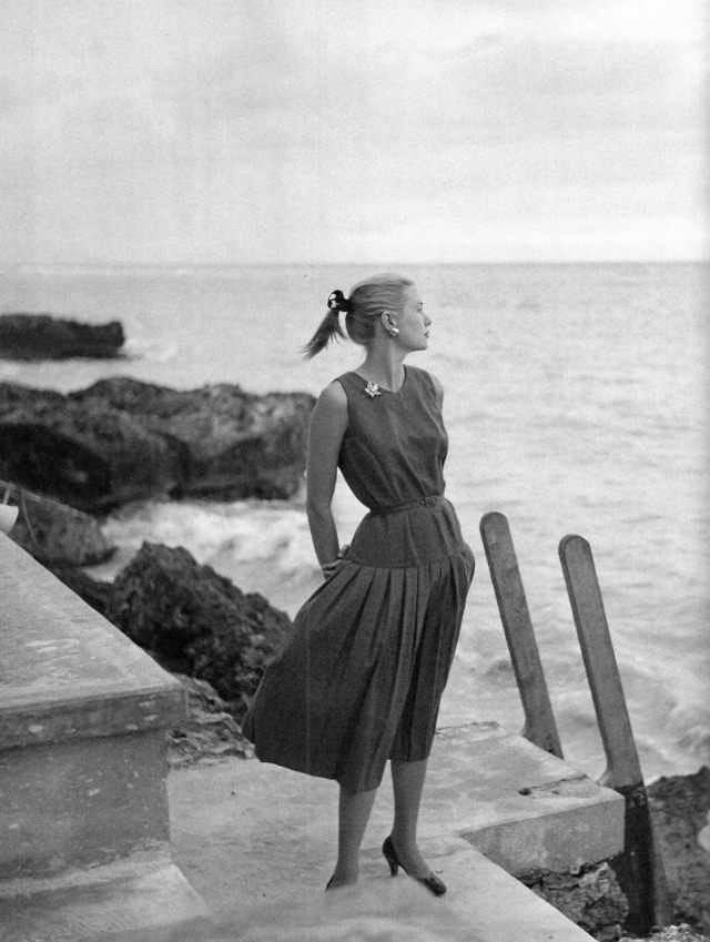 Snapshots of Grace Kelly's Serene 1955 Vacation in Jamaica's Tropical Paradise