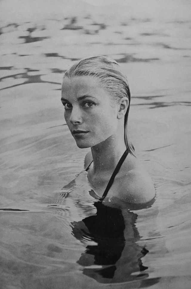 Snapshots of Grace Kelly's Serene 1955 Vacation in Jamaica's Tropical Paradise