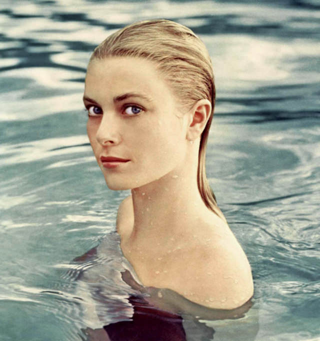 Snapshots of Grace Kelly's Serene 1955 Vacation in Jamaica's Tropical Paradise