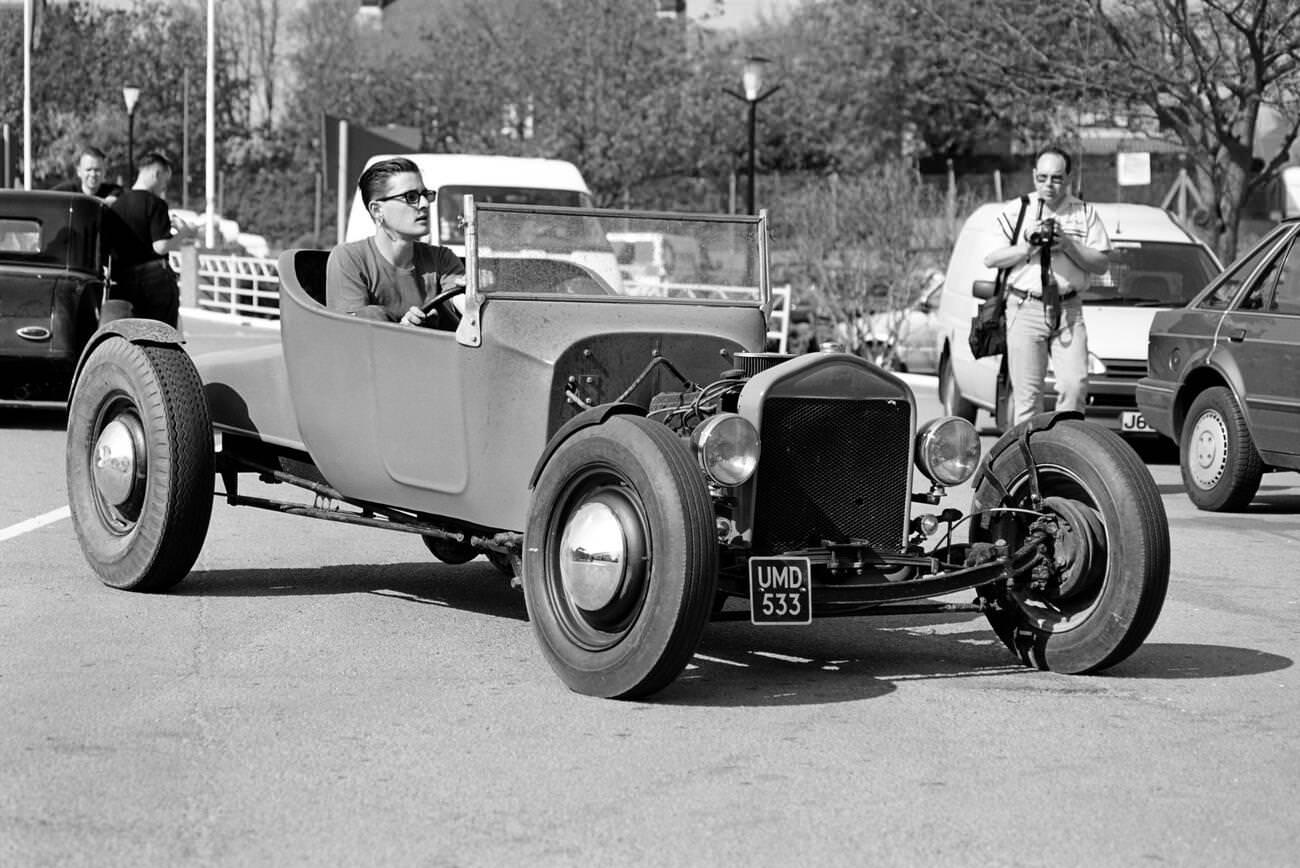 Roadster arriving at Hemsby rock 'n' roll festival, 1995.