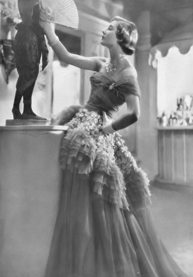 Pat O'Reilly in a gray tulle ball dress by Joy Ricardo at the Empress Club, 1950.