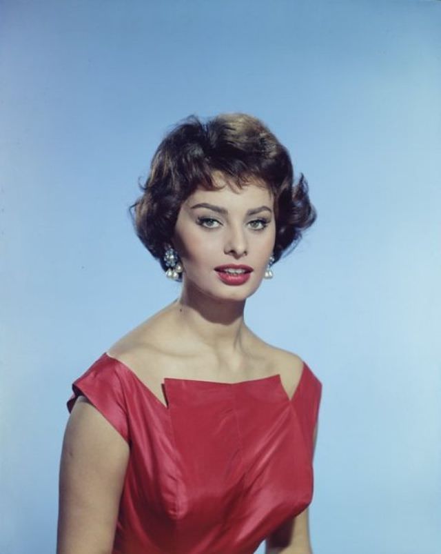 Sophia Loren in a publicity photo for ‘Houseboat’, 1958.