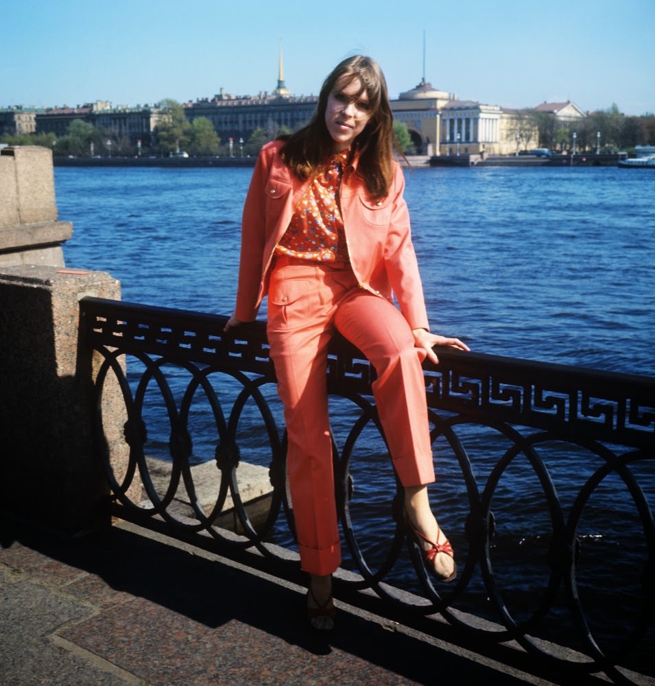 A Journey Through the Bold and Beautiful Women's Fashion of 1960s-70s Soviet Union