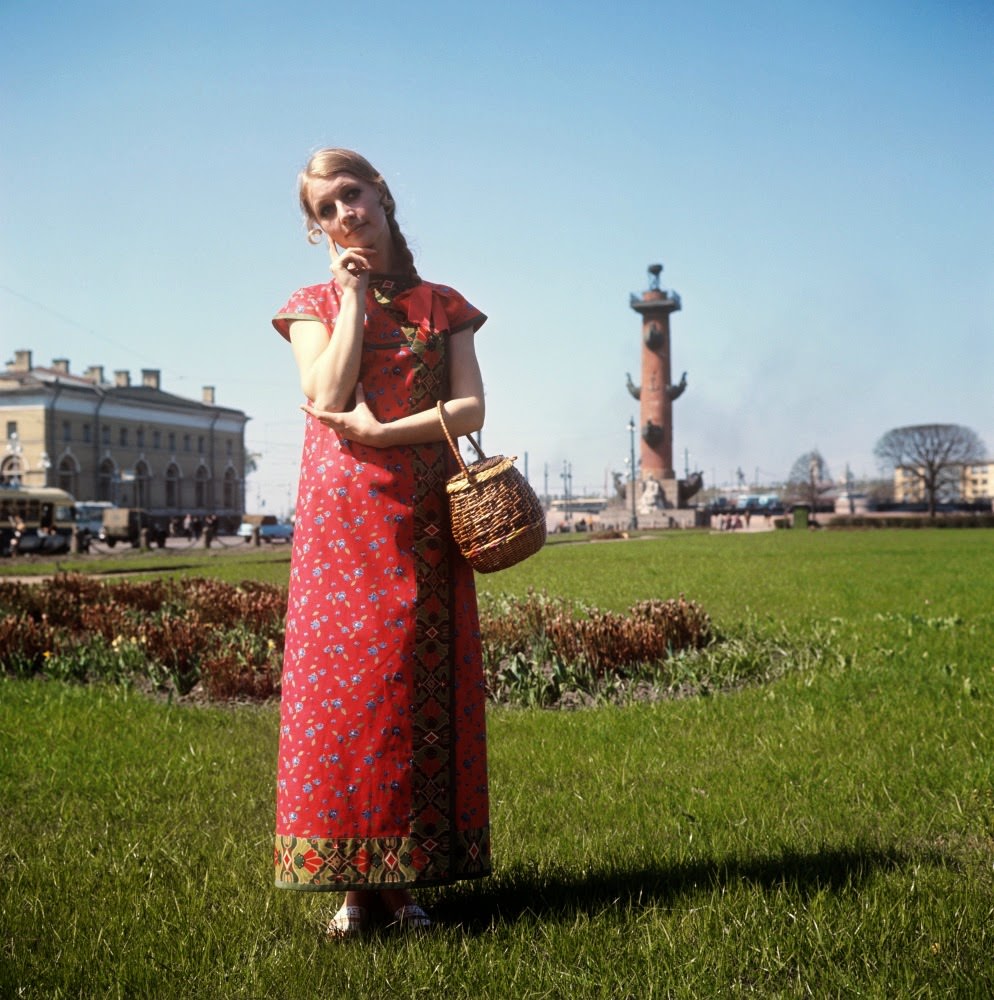 A Journey Through the Bold and Beautiful Women's Fashion of 1960s-70s Soviet Union