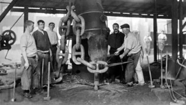 Titanic Anchor Chain